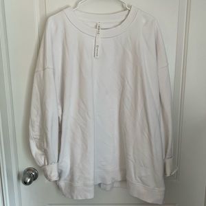 NWOT Lululemon Perfectly Oversized Crew